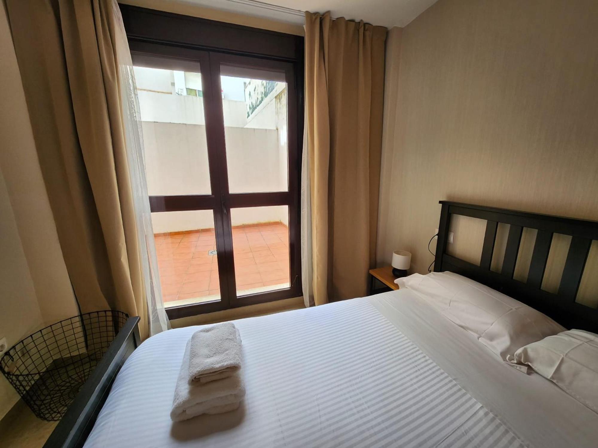 Allo Apartments Caballeros II Centro 1 Habitacion เฮเรซ เด ลาฟรอนเตรา ภายนอก รูปภาพ