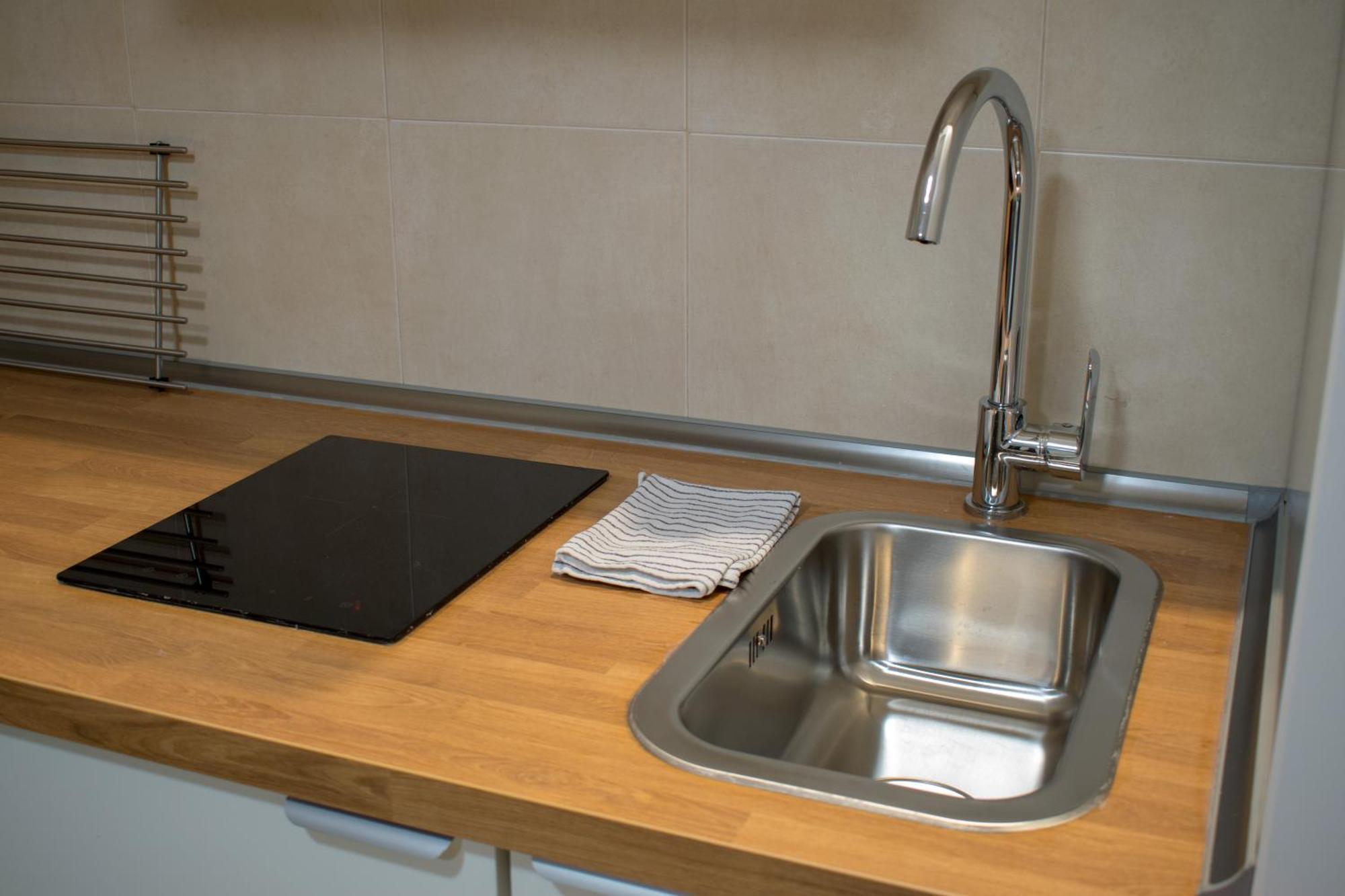 Allo Apartments Caballeros II Centro 1 Habitacion เฮเรซ เด ลาฟรอนเตรา ภายนอก รูปภาพ